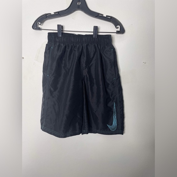 Nike Boys Board Shorts Logo Swim Trunks Boys Size large - Picture 1 of 6